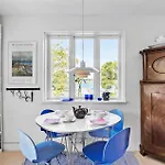 1 Bedroom Stunning In