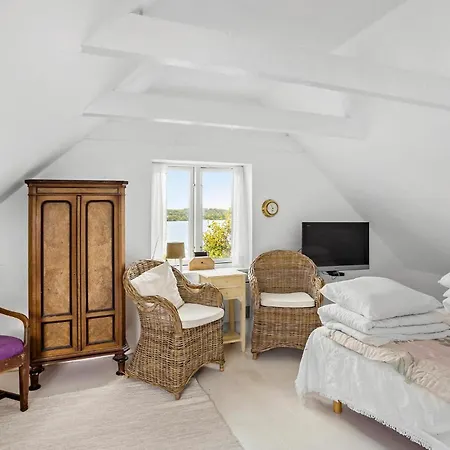 1 Bedroom Stunning In בית נופש סבנדבורג