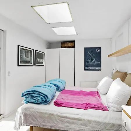 1 Bedroom Stunning In