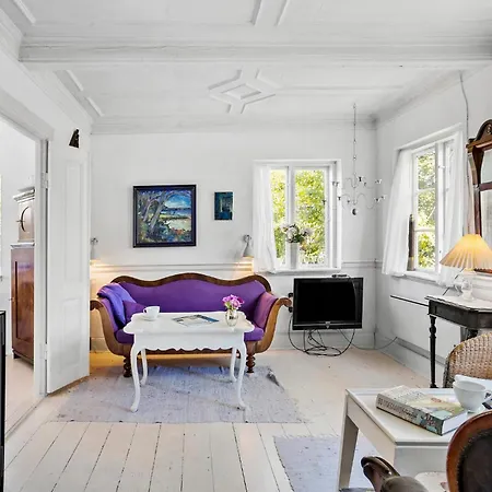 1 Bedroom Stunning In Ferienhaus *