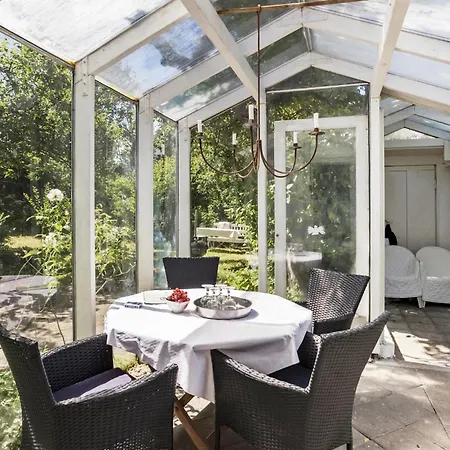 Holiday home Beautiful In With Kitchen