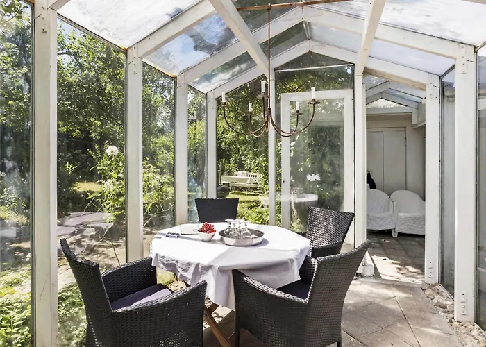 Holiday home 1 Bedroom Stunning In